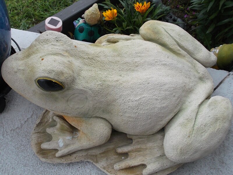 Stone Frog Statue