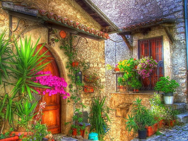 Stone House Courtyard
