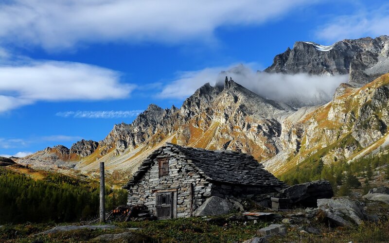 Stone Hut in Mountains — Blue, Serene
