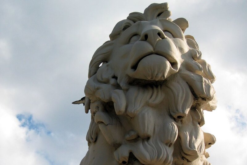 stone lion sculpture