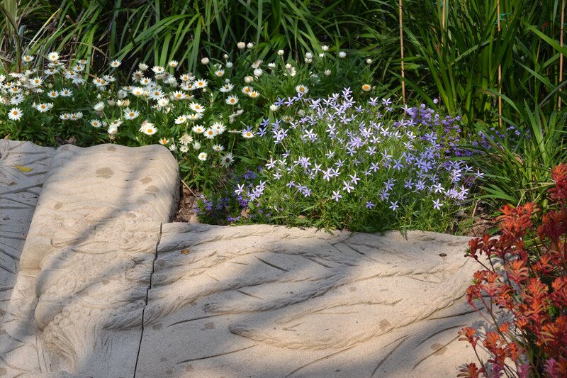 Stone Path with Flowers — Green