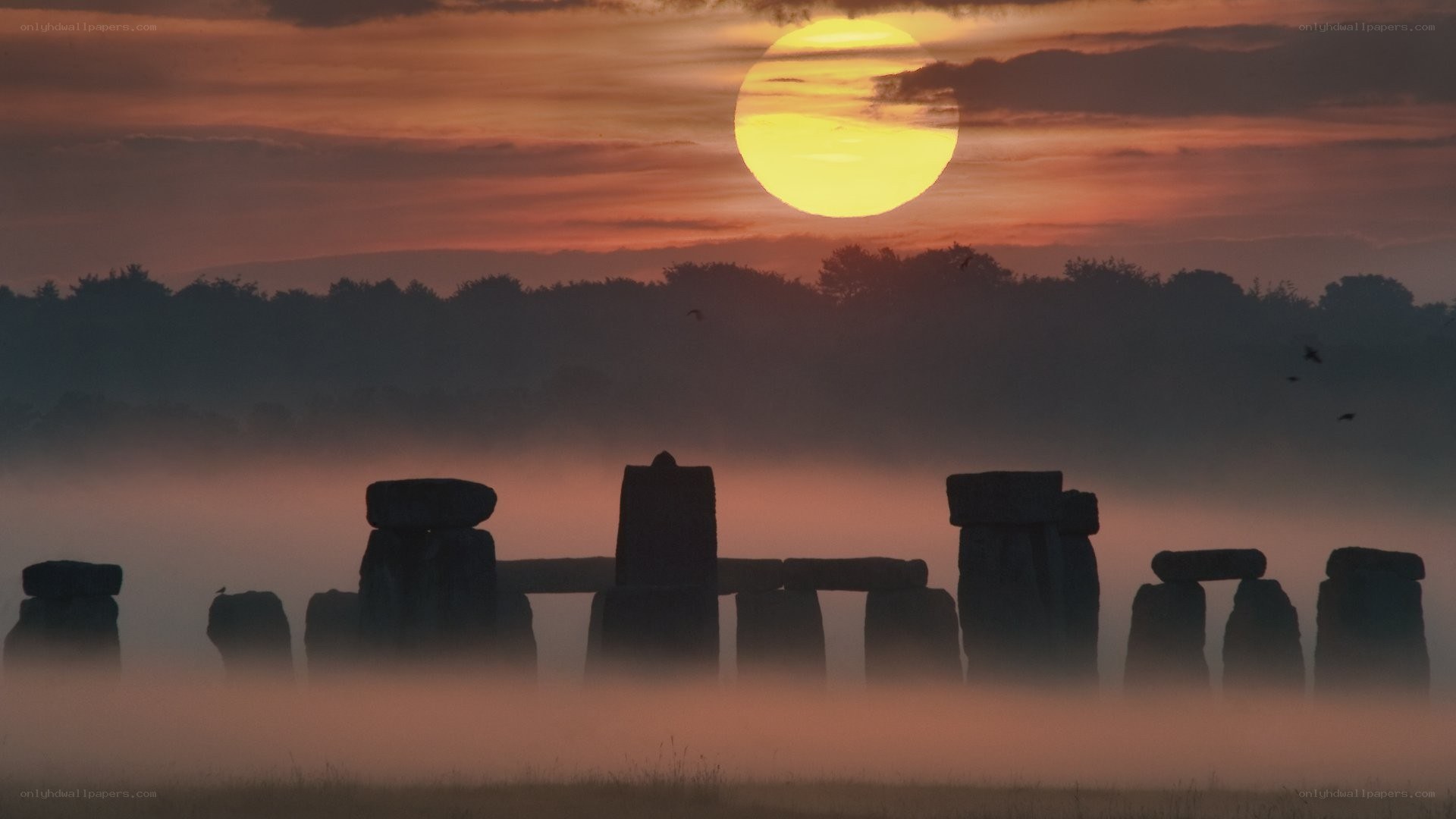 Stonehenge at sunrise