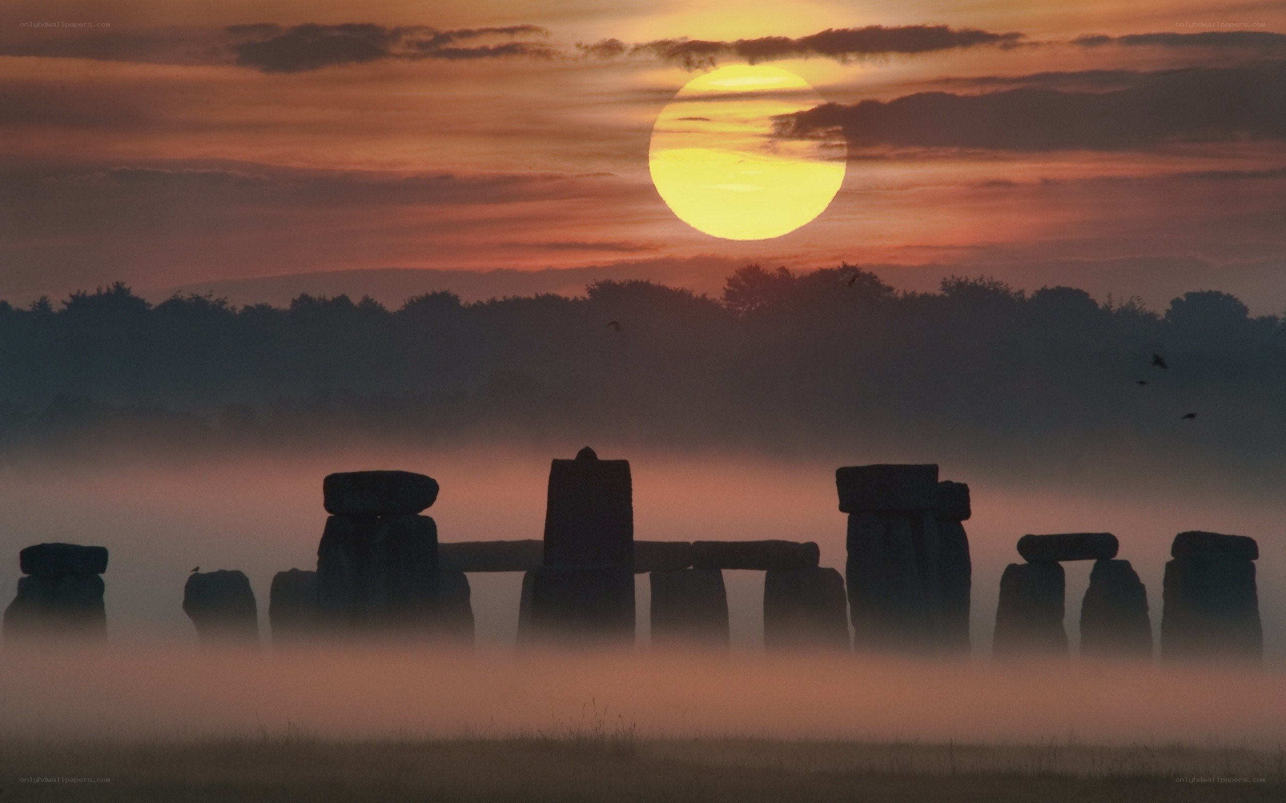Stonehenge at sunrise