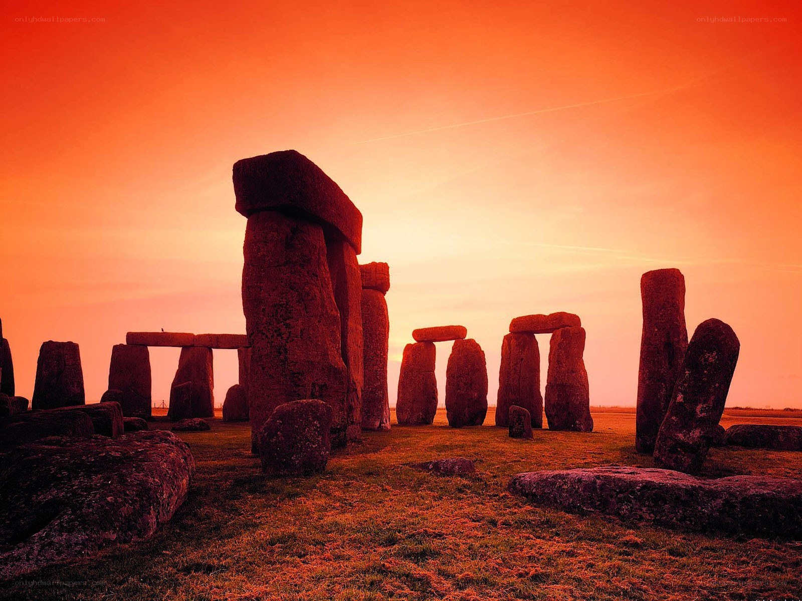 Stonehenge at sunset
