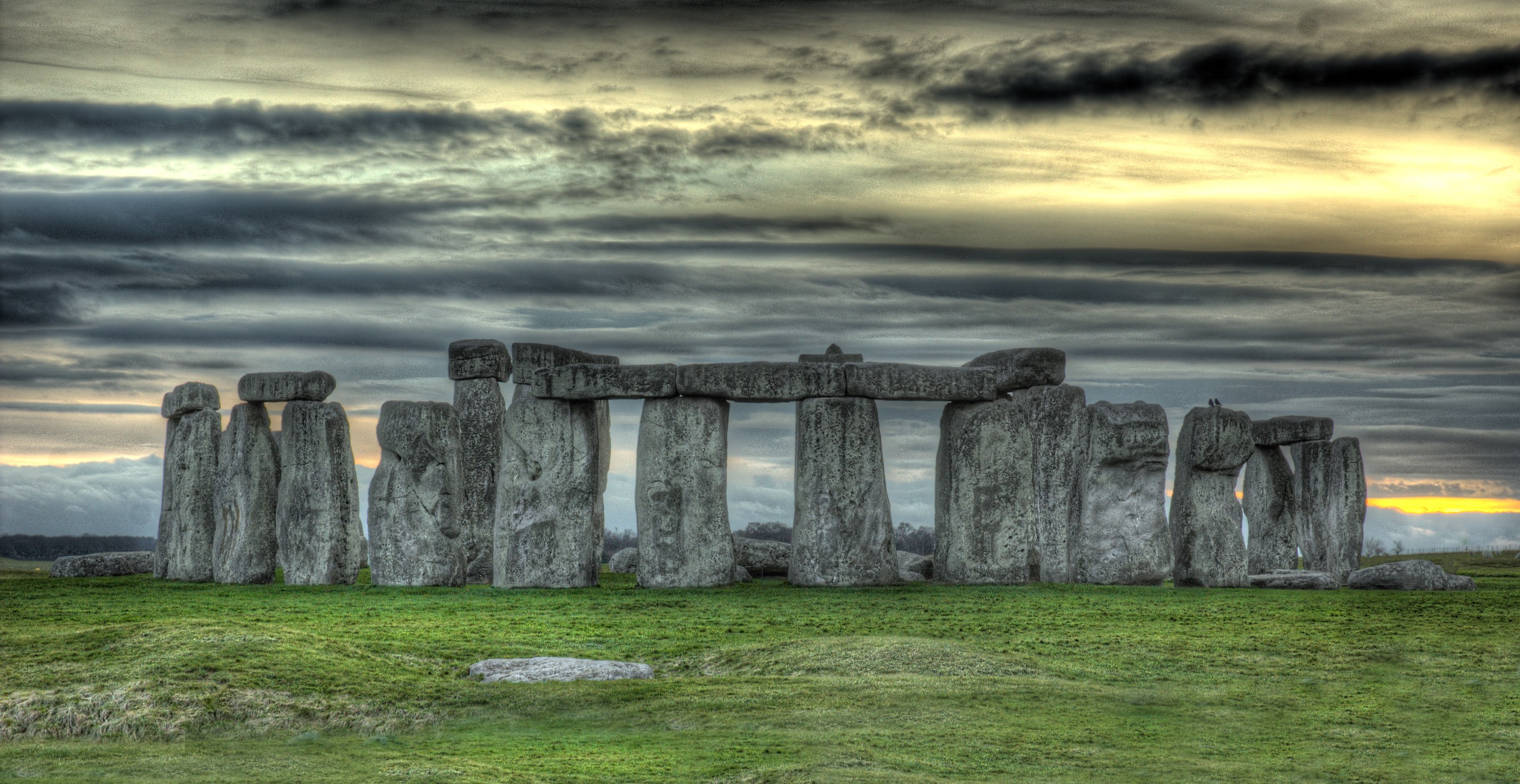 Stonehenge at sunset