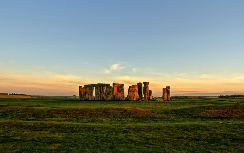 Stonehenge at Sunset — Green, Serene