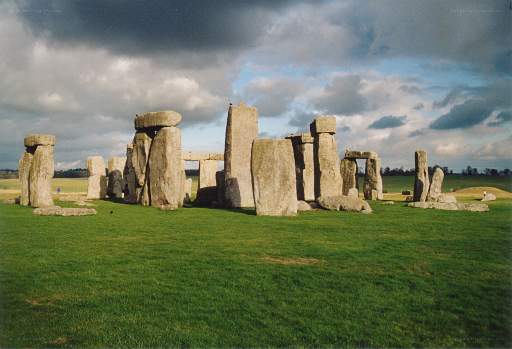 Stonehenge under cloudy sky