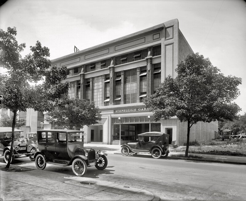 Stoneleigh Garage in the 1920s