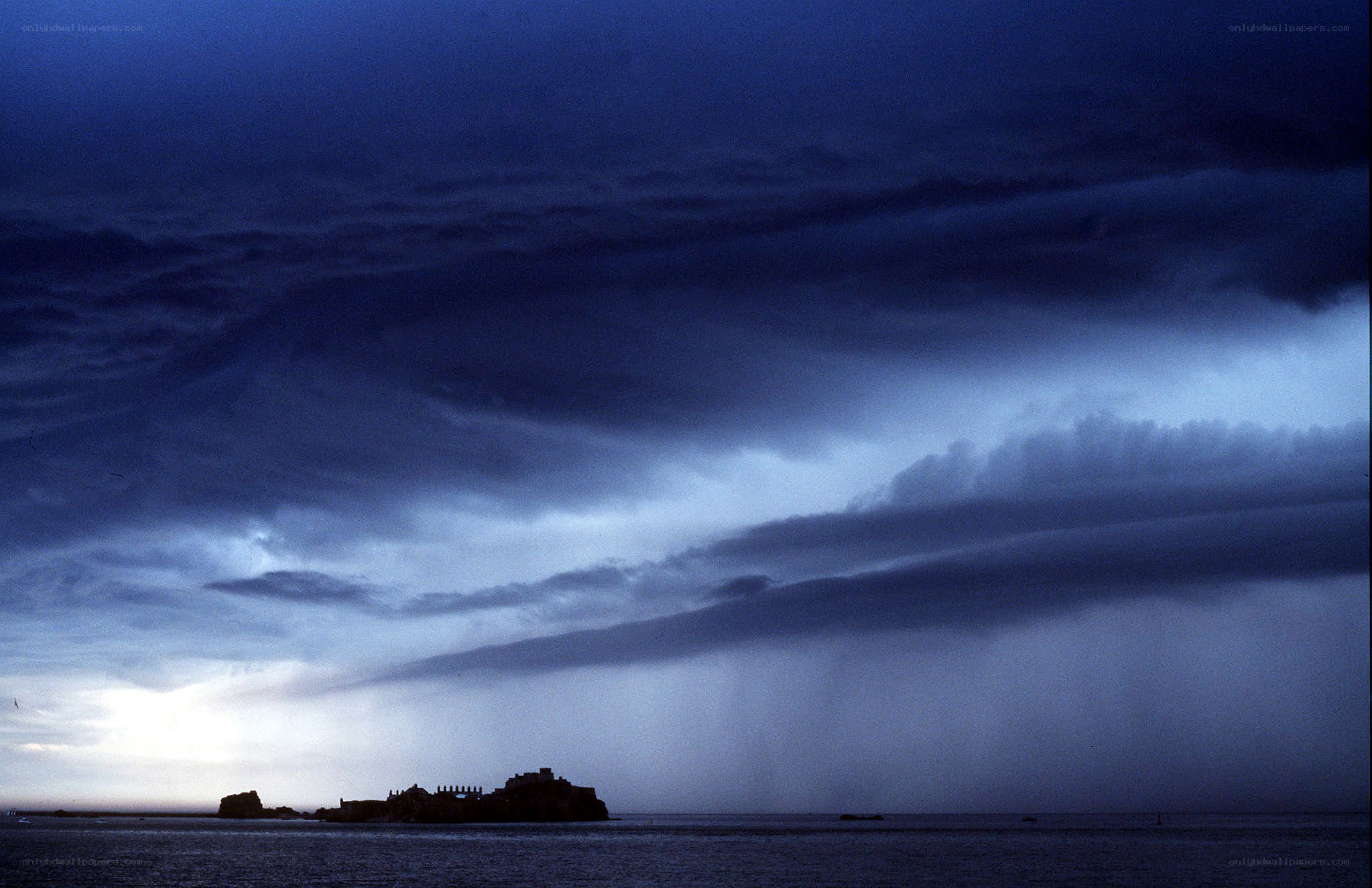 Storm over coastal fortress