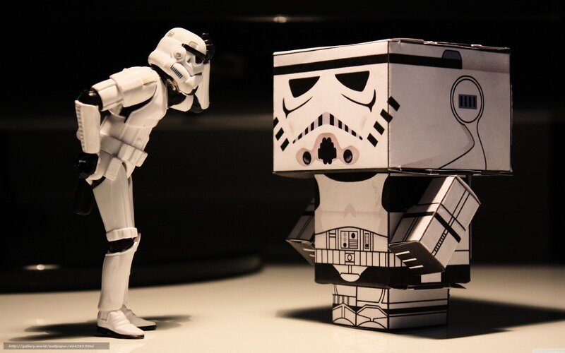 Stormtrooper and paper figure
