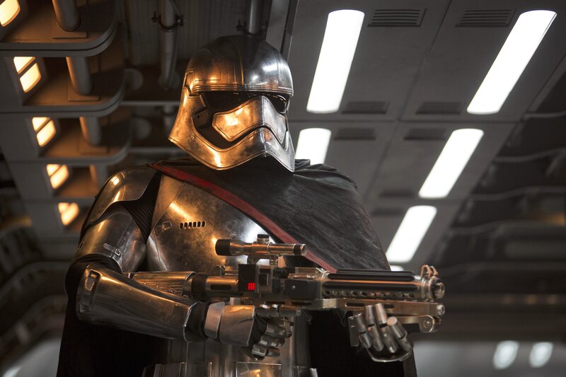 Stormtrooper Holding Blaster — Silver
