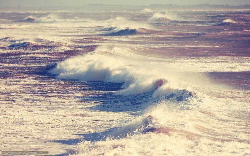 Stormy ocean waves crashing
