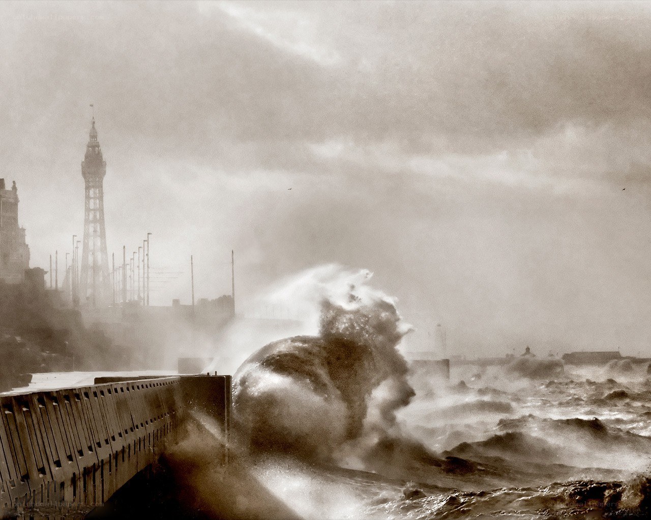 Stormy waves at Blackpool