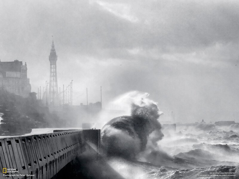 Stormy waves at Blackpool