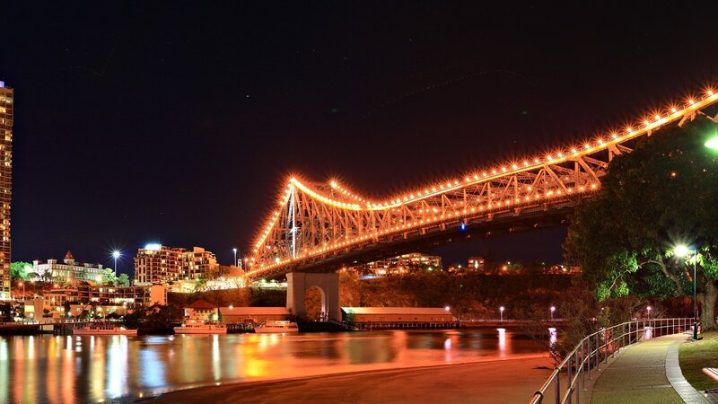 Story Bridge at Night — Black, Serene