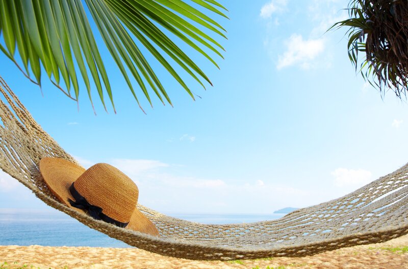 Straw Hat in Hammock — Blue, Relaxed