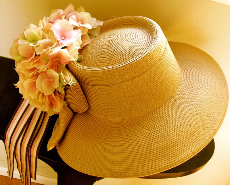 Straw Hat with Flowers — Yellow