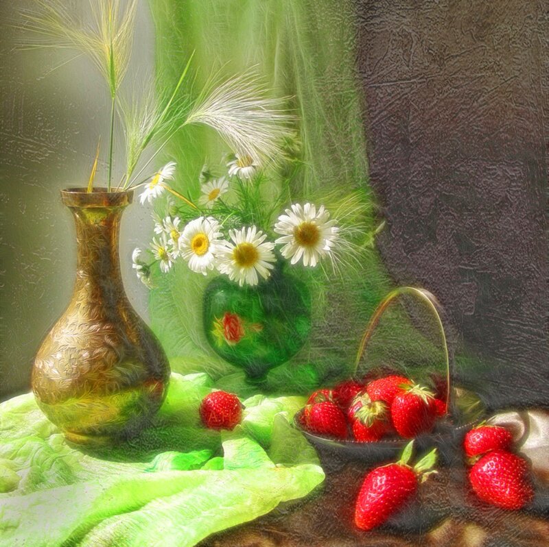 Strawberries and Flowers — Green, Serene