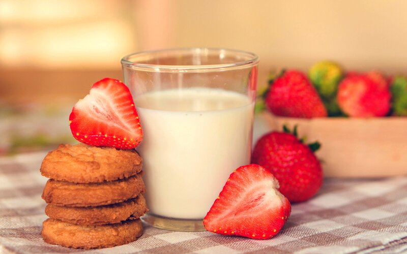 Strawberries and Milk — Red