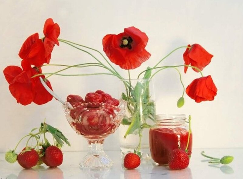 Strawberries and Poppies — Red, Serene