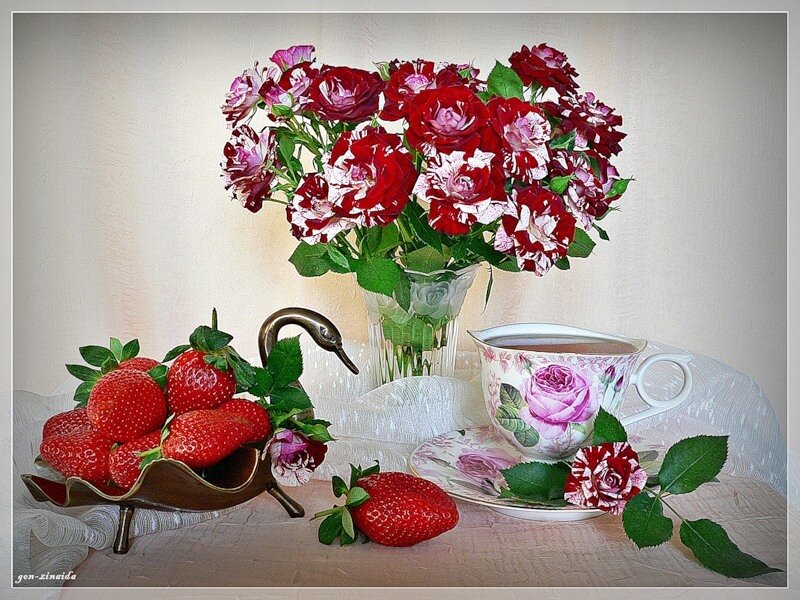 strawberries and roses still life