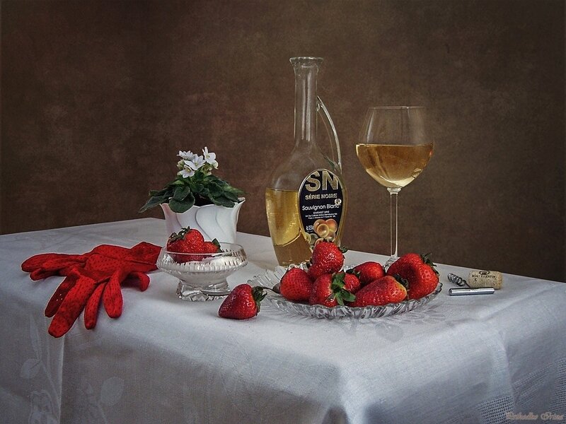 Strawberries and Wine — White