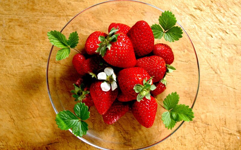strawberries in a glass bowl