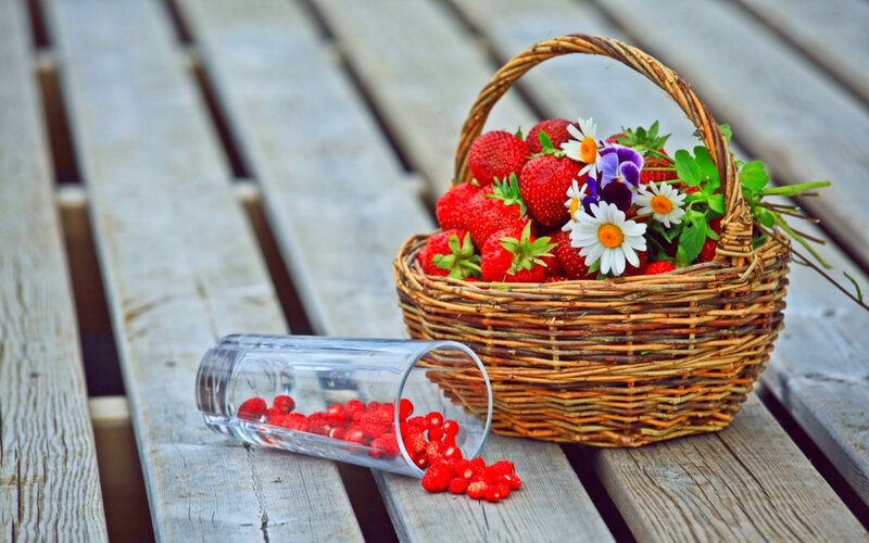 Strawberries in Basket — Red, Peaceful