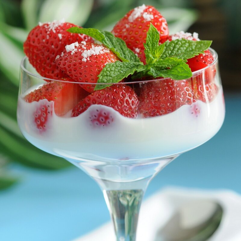 Strawberries in Glass — Red