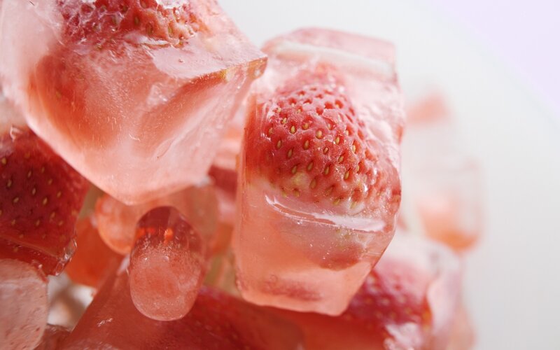 Strawberries in Ice Cubes — Red