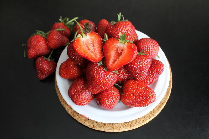 Strawberries on a Plate — Red, Simple