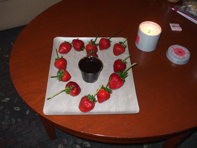 Strawberries with Chocolate — Red, Calm