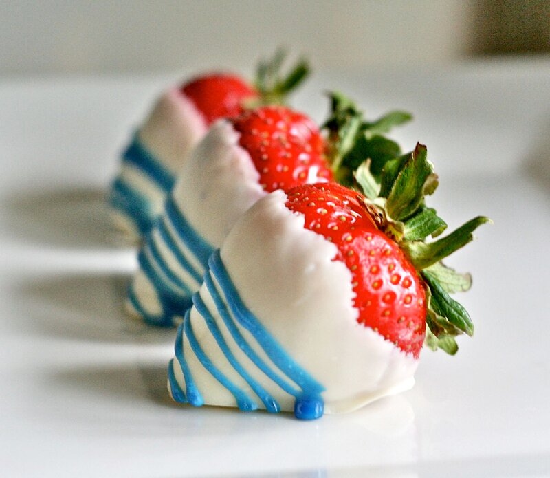 Strawberries with Chocolate — Red