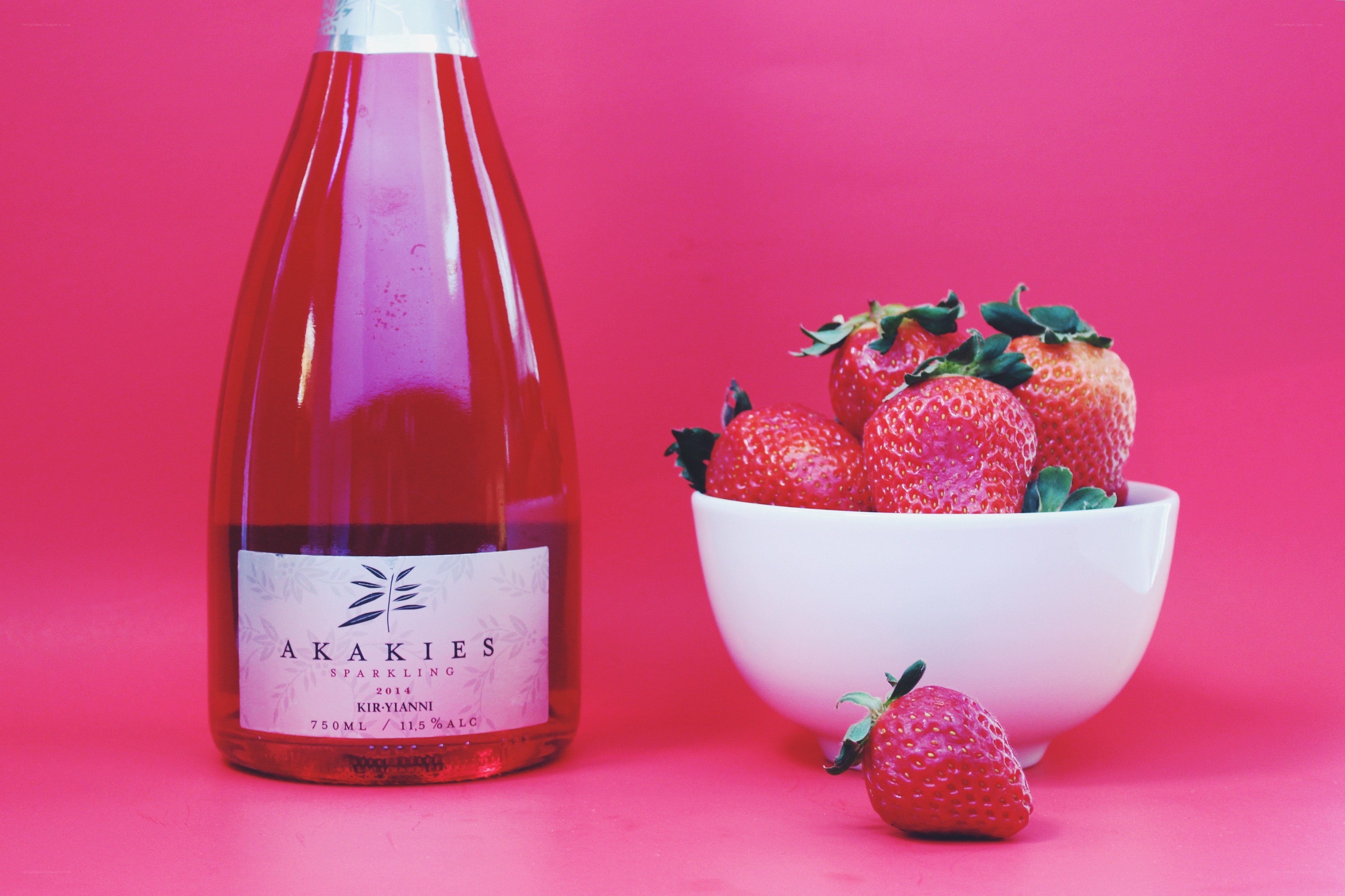 Strawberries with sparkling wine