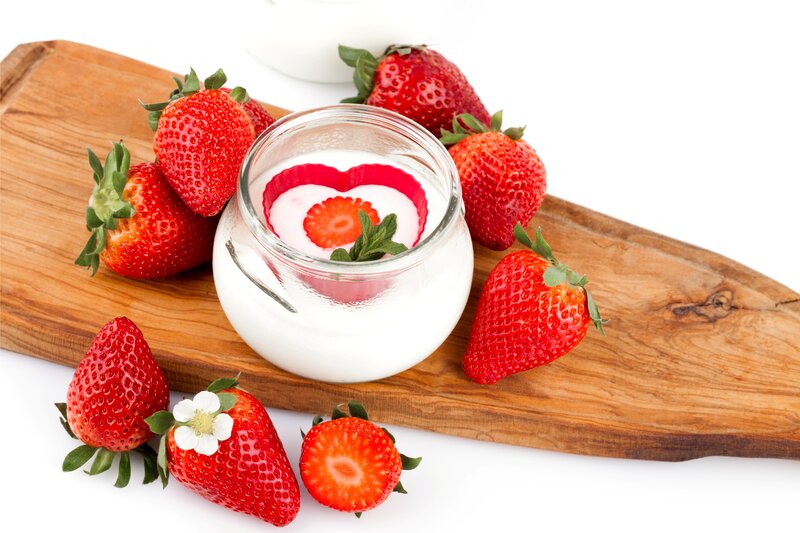 Strawberries with Yogurt