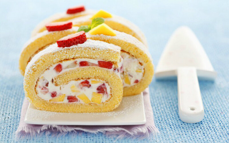 Strawberry and Mango Roll