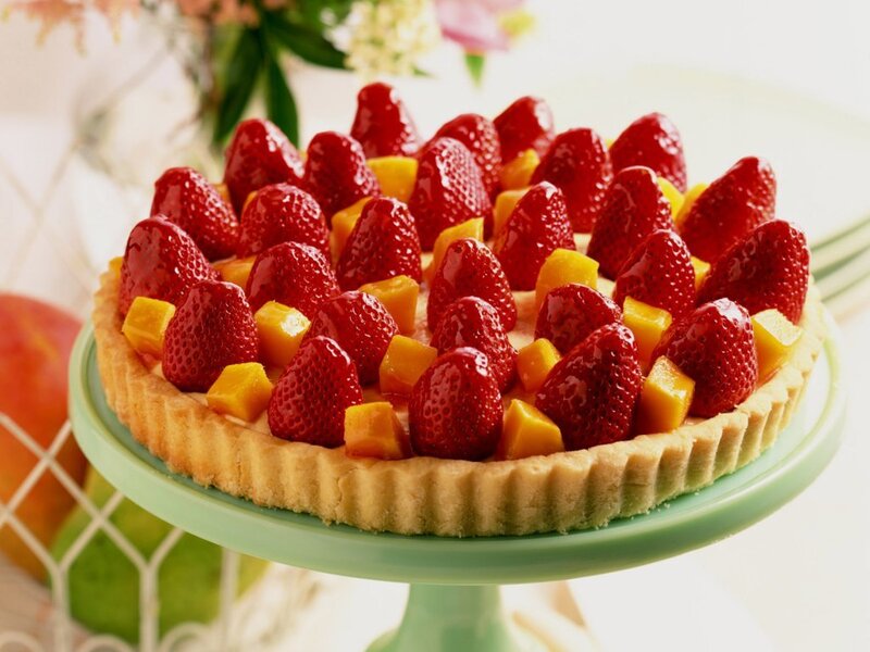 strawberry and mango tart