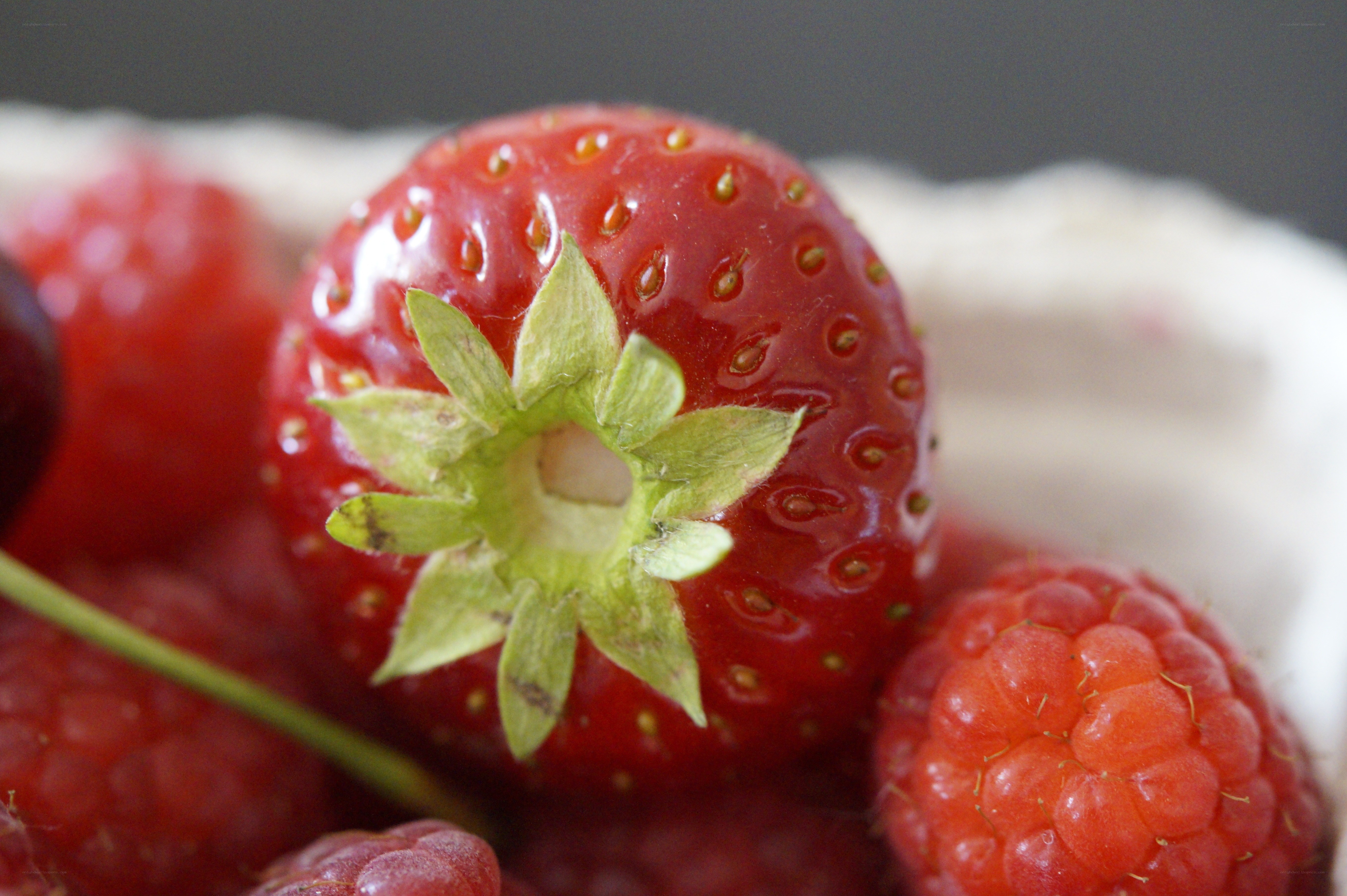 strawberry and raspberries close-up