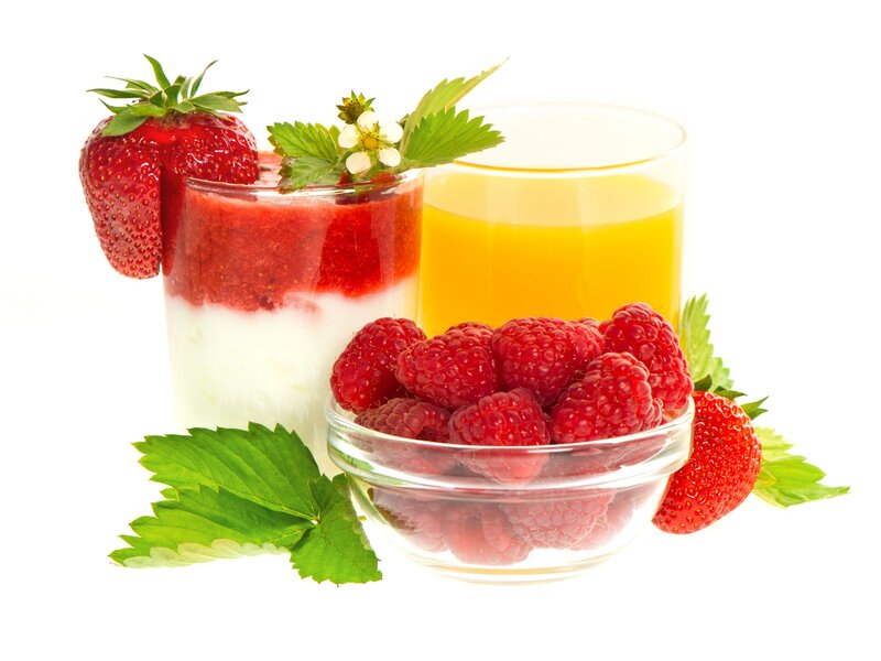 strawberry and raspberry drinks