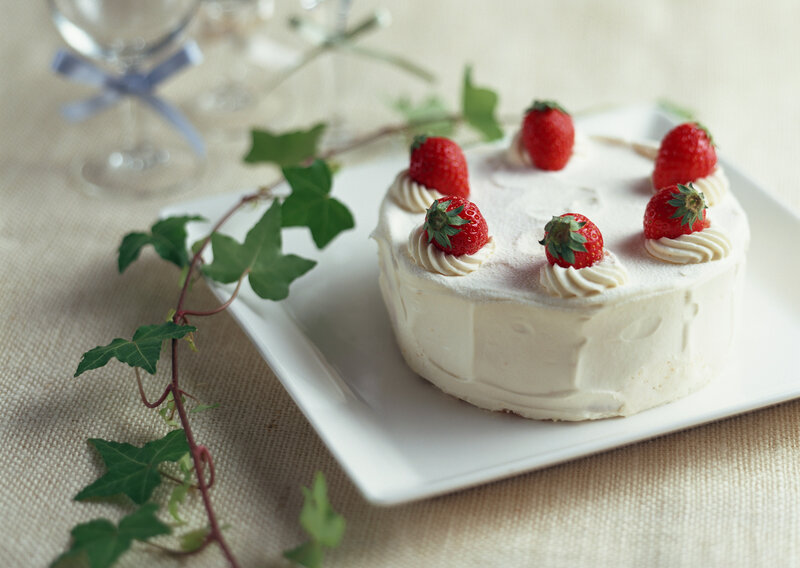 Strawberry Cake on Plate — White, Serene