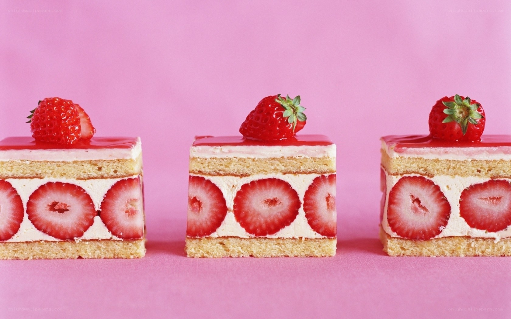Strawberry cake slices