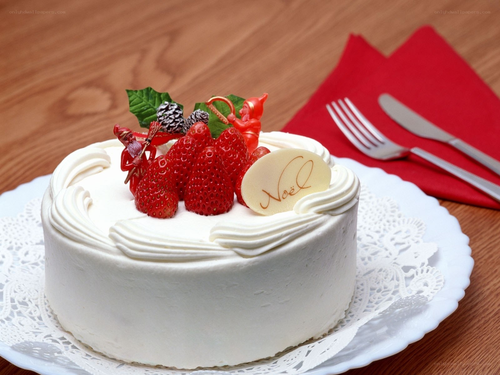 Strawberry cake with festive decorations
