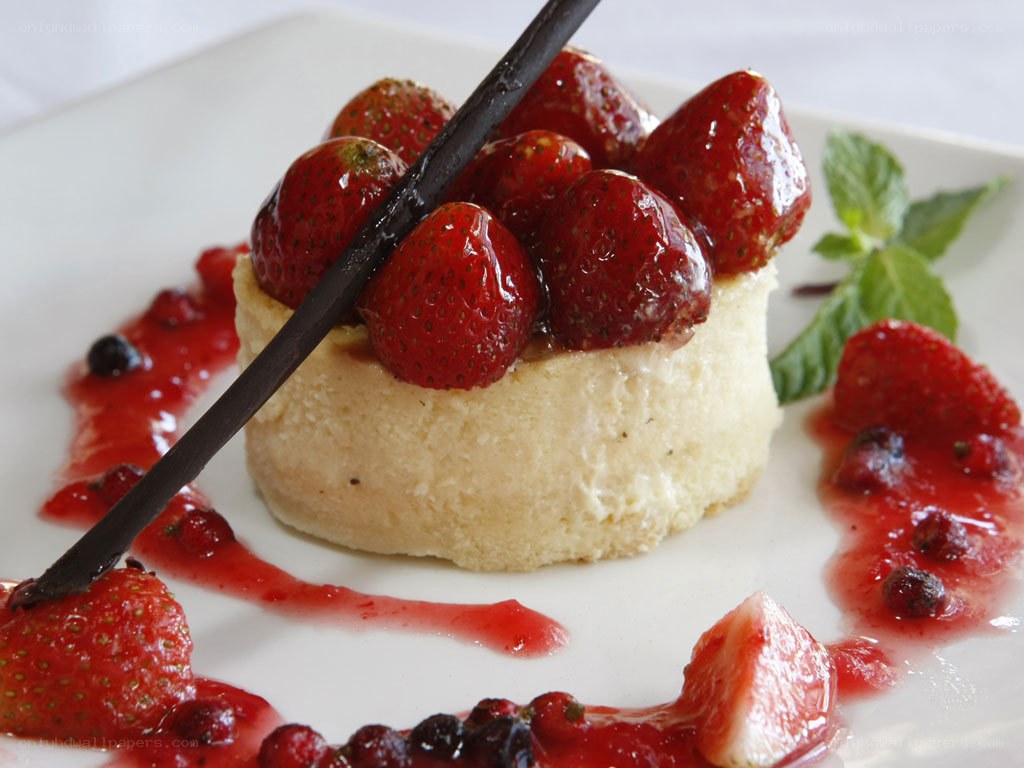strawberry cheesecake dessert