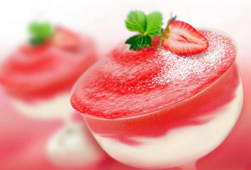 Strawberry Dessert in Glass — Red, Fresh