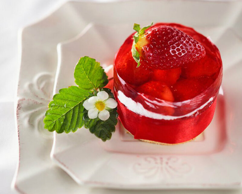 Strawberry Dessert — Red