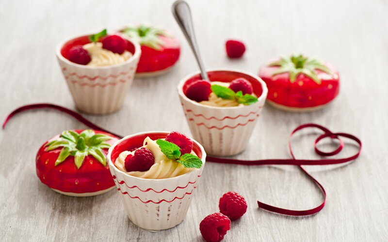 Strawberry Desserts — Red, Delicate