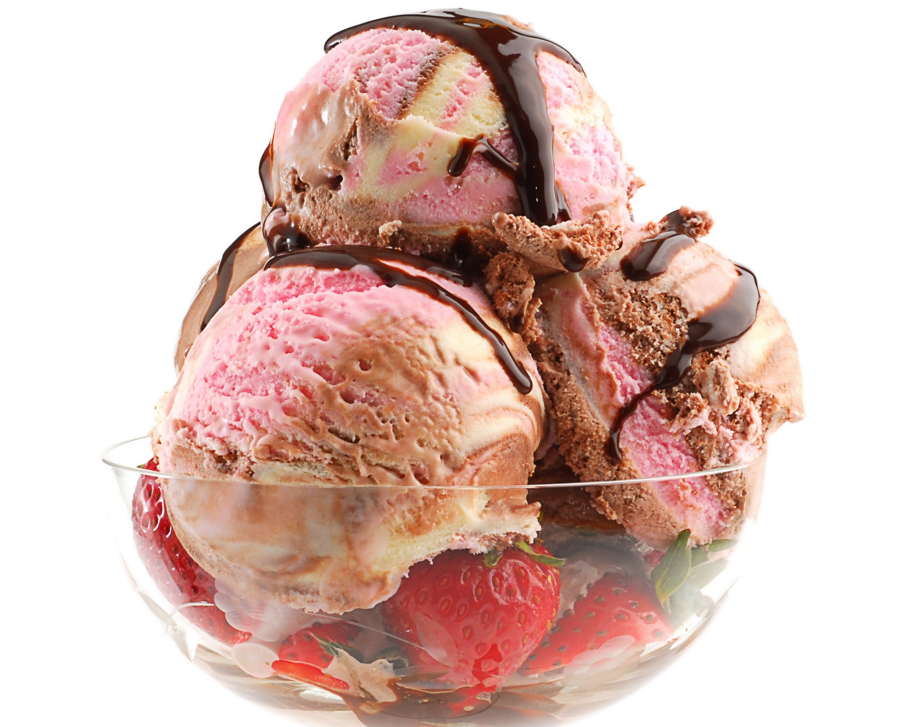 strawberry ice cream sundae
