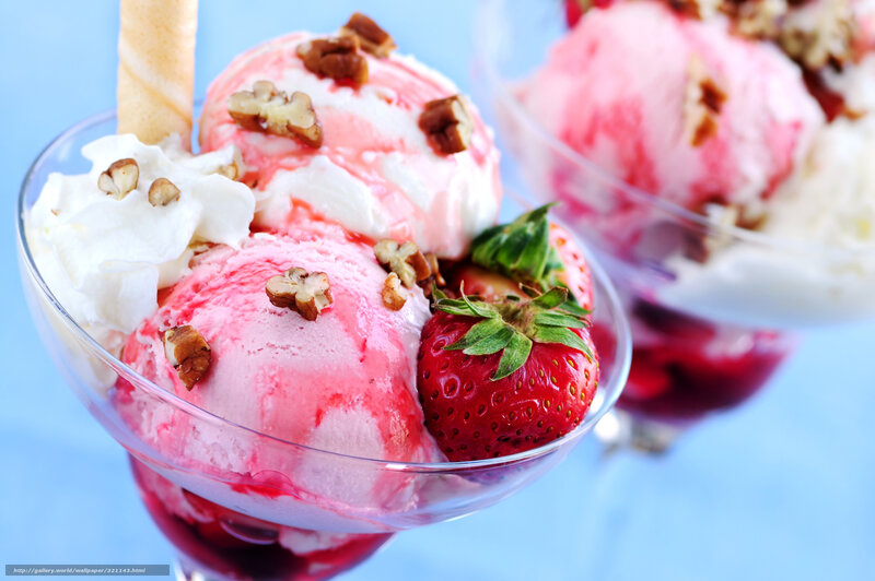 Strawberry Ice Cream Sundae — Pink, Refreshing, Photograph, Whipped Cream, Walnuts