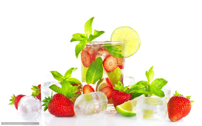 strawberry mojito with mint