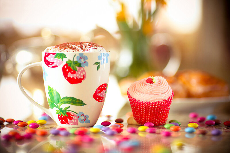 Strawberry Mug and Cupcake